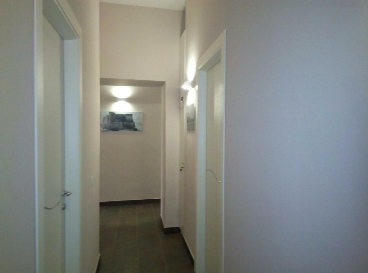 Gradoni Di Chiaia Twenty Three Naples Exterior photo